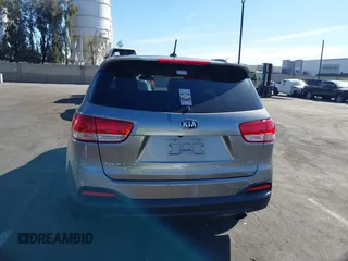 2016 Kia Sorento LX with VIN 5XYPG4A38GG119543, listed as a IAAI auction lot 41630117 with 79,816 mi miles. Bid and sale history available at carsss.com. Image 17.