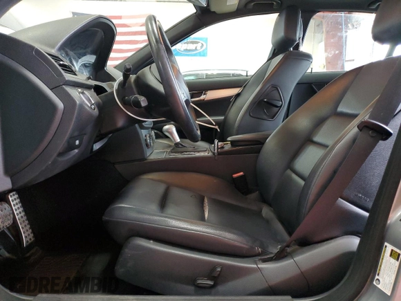 2008 Mercedes-Benz C 300 Sport with VIN WDDGF81X68F115336, listed as a Copart auction lot 64243925 with 102,437 mi miles and Salvage title. Bid and sale history available at DreamBid. Image 7.