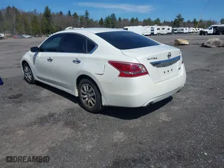 2013 Nissan Altima 2.5 SL with VIN 1N4AL3AP6DN513695, listed as a IAAI auction lot 41933132 with 183,366 mi miles. Bid and sale history available at carsss.com. Image 3.