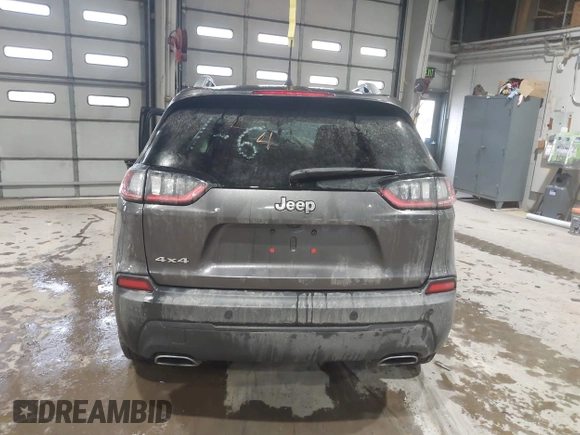 2020 Jeep Cherokee Latitude Plus with VIN 1C4PJMLX5LD642190, listed as a IAAI auction lot 41502512 with 1,600,800 mi miles. Bid and sale history available at carsss.com. Image 17.