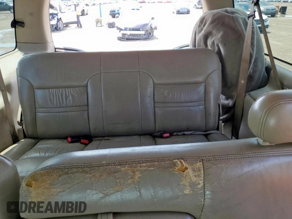 2000 Ford Excursion Limited z VIN 1FMNU42L0YED60100, wystawiony jako Copart lot #58760345 z przebiegiem 239 477 mil mil oraz Szkoda całkowita • Salvage title. Historia ofert i sprzedaży dostępna na DreamBid. Obrazek 10.