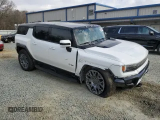 2025 GMC Hummer EV 3X with VIN 1GKB0RDC1SU101601, listed as a Copart auction lot 85508434 with 1,713 mi miles and Salvage Title. Bid and sale history available at carsss.com. Image 4.