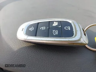 2023 Hyundai Sonata SEL z VIN KMHL64JA3PA277879, wystawiony jako IAAI lot #42001681 z przebiegiem 27 989 mil mil oraz . Historia ofert i sprzedaży dostępna na DreamBid. Obrazek 11.