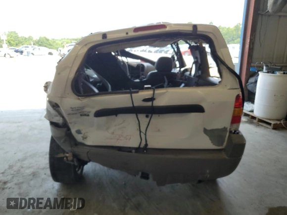2002 Ford Escape XLT Choice with VIN 1FMCU04172KA69212, listed as a Copart auction lot 62459715 with Not provided miles and Salvage title. Bid and sale history available at DreamBid. Image 6.