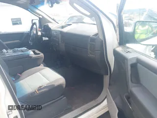 2004 Nissan Titan LE with VIN 1N6AA07B74N581334, listed as a IAAI auction lot 42265633 with 189,892 mi miles and . Bid and sale history available at DreamBid. Image 5.