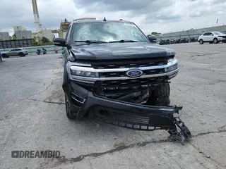2022 Ford Expedition Max Limited z VIN 1FMJK2AT2NEA57566, wystawiony jako Copart lot #58993535 z przebiegiem 130 913 mil mil oraz Szkoda całkowita • Salvage title. Historia ofert i sprzedaży dostępna na DreamBid. Obrazek 14.