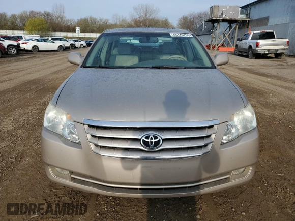 2006 Toyota Avalon XL with VIN 4T1BK36B16U148779, listed as a Copart auction lot 54176735 with 141,673 mi miles and Clean Title. Bid and sale history available at DreamBid. Image 5.