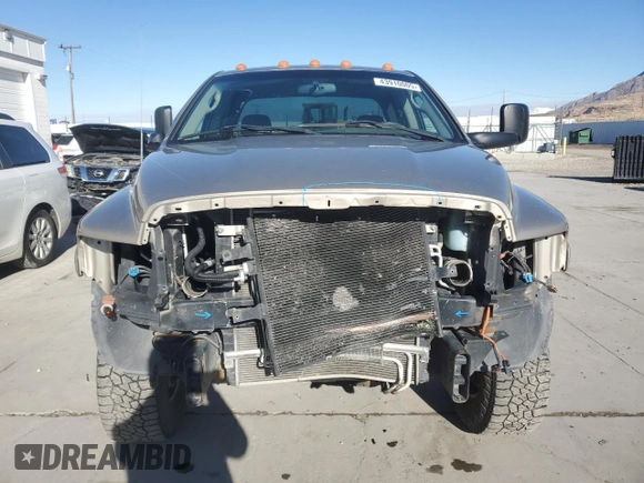 2003 Dodge Ram 2500 ST with VIN 3D7KU28C53G830759, listed as a Copart auction lot 43910005 with 283,955 mi miles and Salvage Title. Bid and sale history available at carsss.com. Image 5.