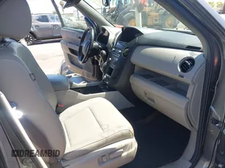 2013 Honda Pilot Touring with VIN 5FNYF3H94DB024069, listed as a IAAI auction lot 42638568 with 190,326 mi miles and . Bid and sale history available at DreamBid. Image 5.