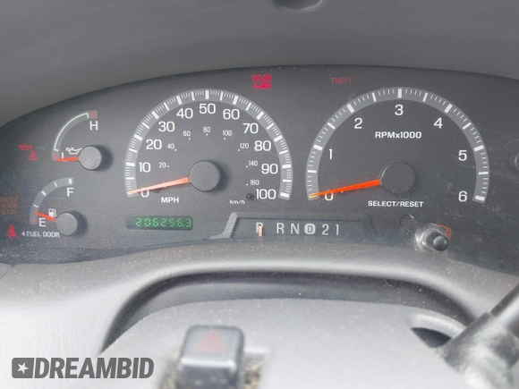 2003 Ford F-150 XLT with VIN 1FTRW076X3KC61967, listed as a IAAI auction lot 42016065 with 206,256 mi miles. Bid and sale history available at carsss.com. Image 7.