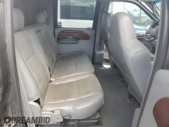 2006 Ford F-250 XL with VIN 1FTSW20P56EC22366, listed as a Copart auction lot 58015465 with 303,484 mi miles and Clean title. Bid and sale history available at DreamBid. Image 10.
