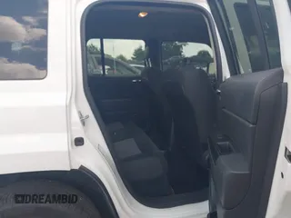 2017 Jeep Patriot Latitude with VIN 1C4NJPFB2HD183099, listed as a IAAI auction lot 42566972 with 99,360 mi miles and . Bid and sale history available at DreamBid. Image 8.