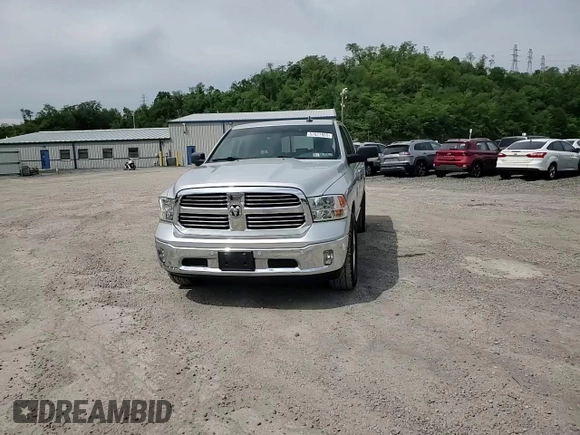 2018 Ram 1500 Big Horn z VIN 3C6RR7LG7JG240889, wystawiony jako Copart lot #57627555 z przebiegiem 74 541 mil mil oraz Szkoda całkowita • Salvage title. Historia ofert i sprzedaży dostępna na DreamBid. Obrazek 13.