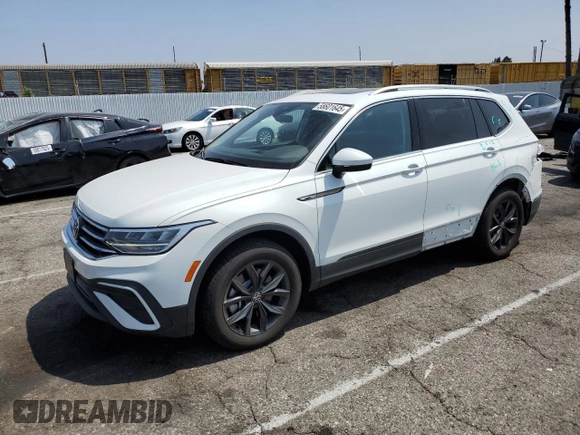 2024 Volkswagen Tiguan SE z VIN 3VVNB7AX3RM099753, wystawiony jako Copart lot #58601645 z przebiegiem 6 170 mil mil oraz Szkoda całkowita • Salvage title. Historia ofert i sprzedaży dostępna na DreamBid. Obrazek 1.