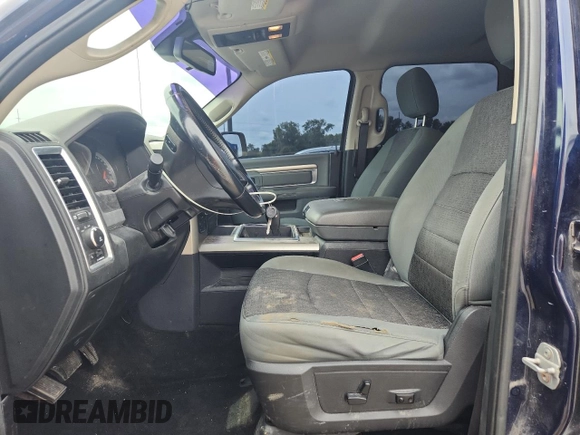 2014 Ram 1500 Big Horn z VIN 1C6RR7LT7ES462666, wystawiony jako Copart lot #61991045 z przebiegiem 192 956 mil mil oraz Czysty tytuł • Clean title. Historia ofert i sprzedaży dostępna na DreamBid. Obrazek 7.