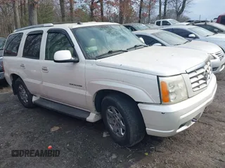 2004 Cadillac Escalade z VIN 1GYEC63T44R116674, wystawiony jako IAAI lot #41507054 z przebiegiem 312 175 mil mil oraz . Historia ofert i sprzedaży dostępna na DreamBid. Obrazek 1.