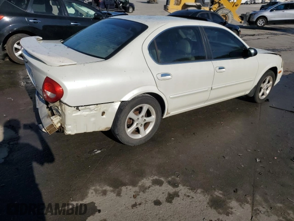2001 Nissan Maxima SE 20th Anniversary. z VIN JN1CA31A81T313061, wystawiony jako Copart lot #72608504 z przebiegiem 200 484 mil mil oraz Szkoda całkowita • Salvage title. Historia ofert i sprzedaży dostępna na DreamBid. Obrazek 3.