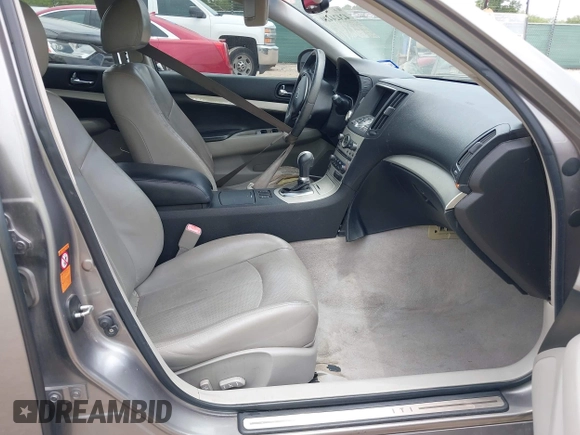 2008 Infiniti G35 Journey z VIN JNKBV61E78M225428, wystawiony jako IAAI lot #42424420 z przebiegiem 172 541 mil mil oraz . Historia ofert i sprzedaży dostępna na DreamBid. Obrazek 5.