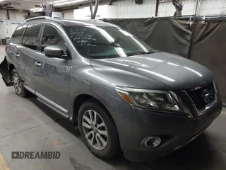 2015 Nissan Pathfinder SV with VIN 5N1AR2MN0FC612276, listed as a IAAI auction lot 42451321 with 118,870 mi miles and . Bid and sale history available at DreamBid. Image 1.