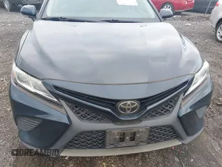 2019 Toyota Camry LE z VIN 4T1B11HK2KU738133, wystawiony jako IAAI lot #42499213 z przebiegiem 203 636 mil mil oraz . Historia ofert i sprzedaży dostępna na DreamBid. Obrazek 6.