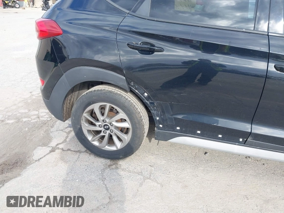 2017 Hyundai Tucson SE with VIN KM8J3CA46HU478356, listed as a IAAI auction lot 41892598 with 62,338 mi miles. Bid and sale history available at carsss.com. Image 6.