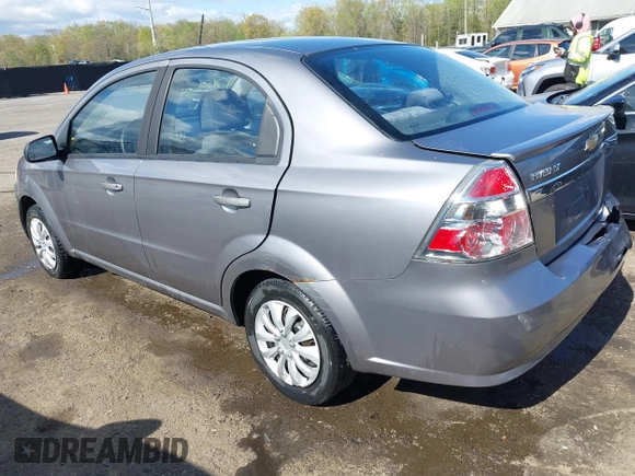2010 Chevrolet Aveo 1LT with VIN KL1TD5DE0AB050527, listed as a IAAI auction lot 42033323 with 91,825 mi miles and . Bid and sale history available at DreamBid. Image 3.
