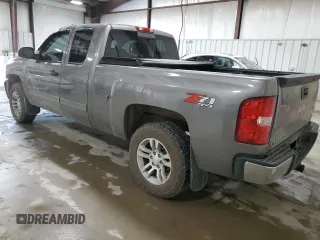 2007 Chevrolet Silverado 1500 1LT with VIN 1GCEK19J87E507890, listed as a Copart auction lot 54205995 with 131,642 mi miles and Salvage Title. Bid and sale history available at DreamBid. Image 2.