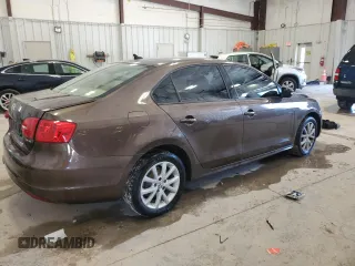 2012 Volkswagen Jetta SE z VIN 3VWDX7AJ0CM351728, wystawiony jako Copart lot #69621664 z przebiegiem 157 823 mil mil oraz Nie do naprawy • Non repairable. Historia ofert i sprzedaży dostępna na DreamBid. Obrazek 3.