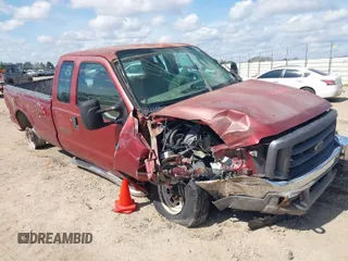 2003 Ford Super Duty F-250 XL with VIN 1FTNX20L73ED55813, listed as a IAAI auction lot 41683833 with 318,957 mi miles. Bid and sale history available at carsss.com. Image 1.