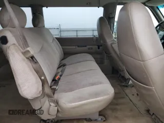 2002 GMC Safari with VIN 1GKDM19X42B500427, listed as a Copart auction lot 49283605 with 242,090 mi miles and Salvage Title. Bid and sale history available at carsss.com. Image 11.