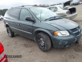 2002 Dodge Caravan Sport with VIN 2B4GP44R22R587446, listed as a IAAI auction lot 41472213 with 241,703 mi miles. Bid and sale history available at carsss.com. Image 1.