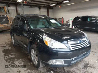 2010 Subaru Outback Premium z VIN 4S4BRBBC5A3346946, wystawiony jako IAAI lot #41985272 z przebiegiem 66 253 mil mil oraz . Historia ofert i sprzedaży dostępna na DreamBid. Obrazek 1.