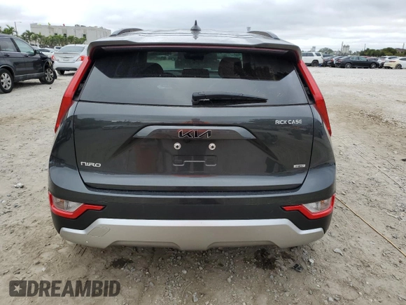 2023 Kia Niro LX with VIN KNDCP3LE8P5087676, listed as a Copart auction lot 88252935 with 14,805 mi miles and Salvage Title. Bid and sale history available at carsss.com. Image 6.