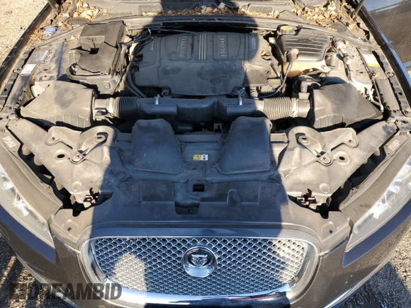 2013 Jaguar XF SC with VIN SAJWJ0EF8D8S92378, listed as a Copart auction lot 45106725 with Not Provided miles and Clean Title. Bid and sale history available at DreamBid. Image 11.