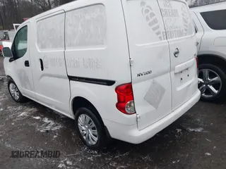 2017 Nissan NV200 Compact Cargo S with VIN 3N6CM0KN1HK715381, listed as a IAAI auction lot 41523154 with 150,448 mi miles. Bid and sale history available at carsss.com. Image 3.