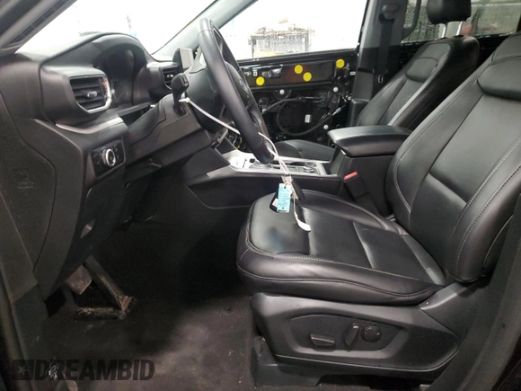 2023 Ford Explorer XLT with VIN 1FMSK8DH5PGC26517, listed as a Copart auction lot 45335625 with 21,164 mi miles and Salvage Title. Bid and sale history available at DreamBid. Image 7.