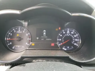 2013 Kia Optima SX z VIN 5XXGR4A62DG118828, wystawiony jako Copart lot #56252725 z przebiegiem 176 359 mil mil oraz Szkoda całkowita • Salvage title. Historia ofert i sprzedaży dostępna na DreamBid. Obrazek 9.