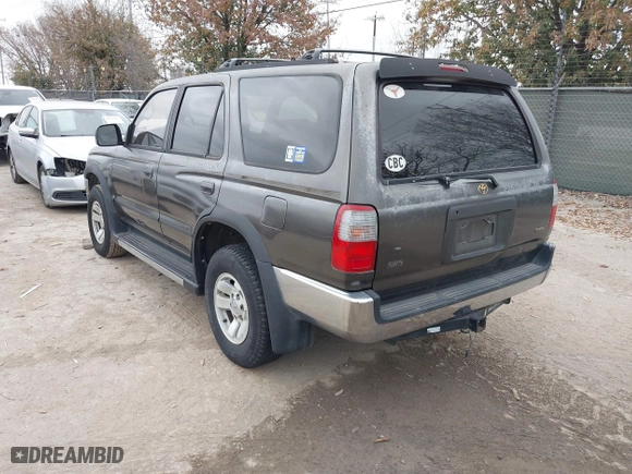 1997 Toyota 4Runner SR5 with VIN JT3GN86R1V0048834, listed as a IAAI auction lot 41715917 with 369,366 mi miles. Bid and sale history available at carsss.com. Image 3.