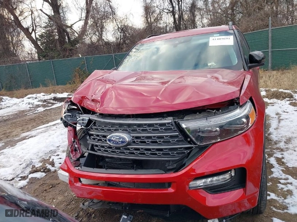 2023 Ford Explorer XLT with VIN 1FMSK8DH3PGB92772, listed as a IAAI auction lot 41409691 with 7,072 mi miles. Bid and sale history available at carsss.com. Image 12.