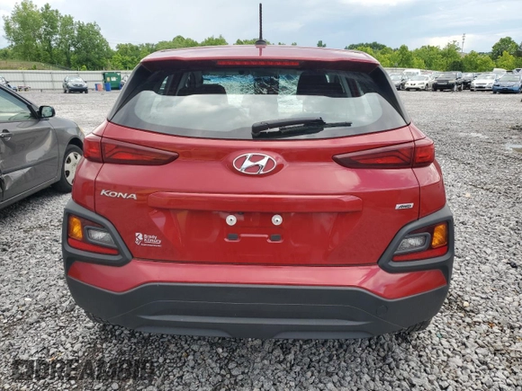 2021 Hyundai Kona SE z VIN KM8K1CAA4MU644545, wystawiony jako Copart lot #56588105 z przebiegiem 86 172 mil mil oraz Szkody całkowita. Historia ofert i sprzedaży dostępna na DreamBid. Obrazek 6.