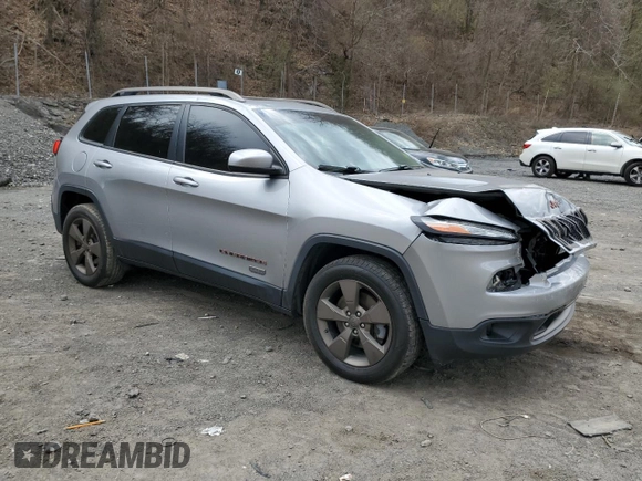 2017 Jeep Cherokee Latitude with VIN 1C4PJMCB4HW555848, listed as a Copart auction lot 53298155 with 71,394 mi miles and Salvage Title. Bid and sale history available at carsss.com. Image 4.