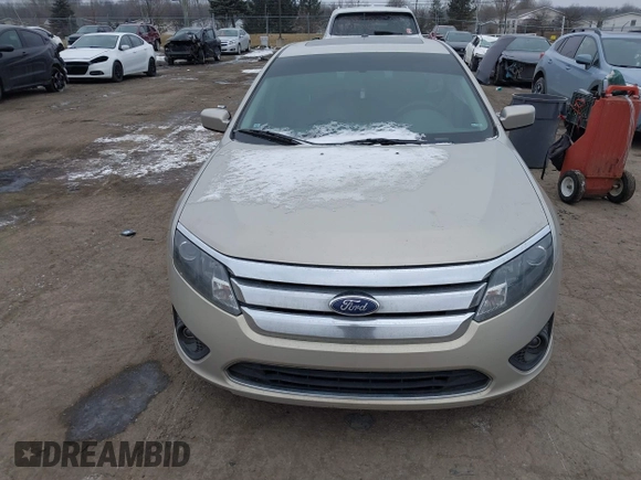 2010 Ford Fusion SE with VIN 3FAHP0HAXAR228798, listed as a IAAI auction lot 41532448 with 164,277 mi miles. Bid and sale history available at carsss.com. Image 12.