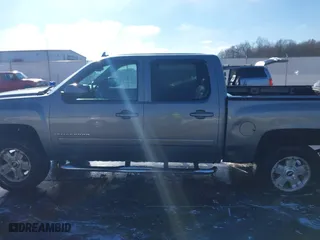 2008 Chevrolet Silverado 1500 LTZ with VIN 3GCEK13M08G164943, listed as a IAAI auction lot 40943708 with 212,496 mi miles. Bid and sale history available at carsss.com. Image 14.