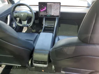 2020 Tesla Model 3 Standard Range Plus z VIN 5YJ3E1EA7LF606441, wystawiony jako Copart lot #53382915 z przebiegiem 56 113 mil mil oraz Szkoda całkowita • Salvage title. Historia ofert i sprzedaży dostępna na DreamBid. Obrazek 8.