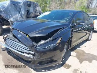 2014 Ford Fusion SE Hybrid with VIN 3FA6P0LU4ER252089, listed as a IAAI auction lot 41982070 with 47,512 mi miles. Bid and sale history available at carsss.com. Image 6.
