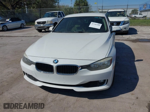 2014 BMW 3 Series 328i with VIN WBA3A5C52EF604861, listed as a IAAI auction lot 41701480 with Not Provided miles. Bid and sale history available at carsss.com. Image 6.