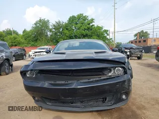 2017 Dodge Challenger SXT Plus с VIN 2C3CDZAG2HH531679, выставлен на аукционе IAAI как лот 42532732 с пробегом 110 964 миль миль и . История ставок и продаж доступна на DreamBid. Изображение 12.