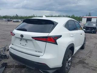 2020 Lexus NX 300 F Sport z VIN JTJJARBZ1L5011174, wystawiony jako IAAI lot #39919734 z przebiegiem 78 808 mil mil oraz . Historia ofert i sprzedaży dostępna na DreamBid. Obrazek 4.
