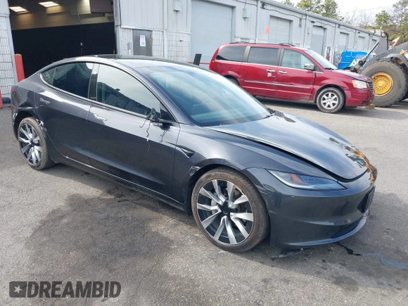 2024 Tesla Model 3 z VIN 5YJ3E1EA4RF742745, wystawiony jako IAAI lot #42085235 z przebiegiem 28 094 mil mil oraz . Historia ofert i sprzedaży dostępna na DreamBid. Obrazek 1.