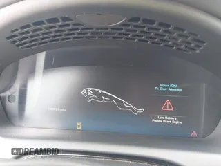 2015 Jaguar XJ с VIN SAJWA3HT3FMV86221, выставлен на аукционе IAAI как лот 42628203 с пробегом 125 951 миль миль и . История ставок и продаж доступна на DreamBid. Изображение 7.